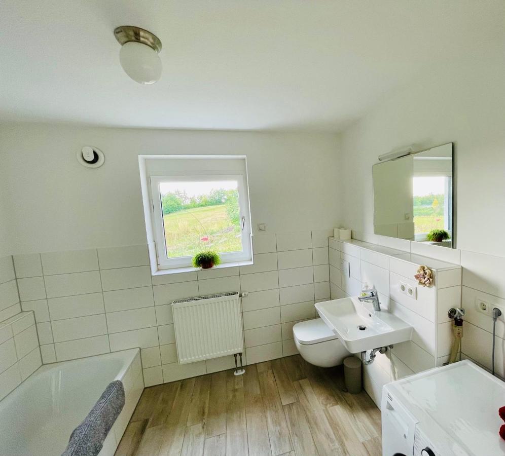 Moderne Ferienwohnung Am Rothsee ฮิลโพลท์ชไตน์ ภายนอก รูปภาพ